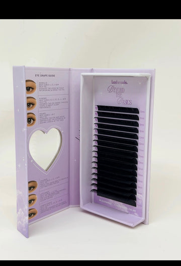 B curl Volume Lashes