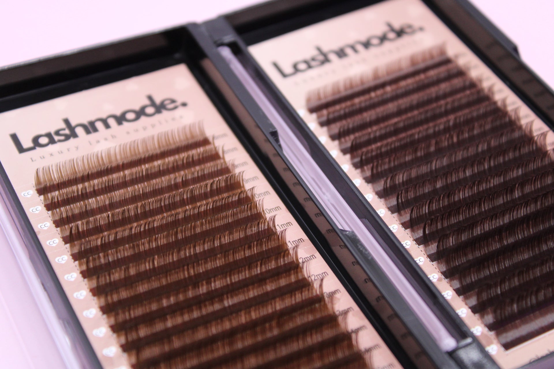 Light Brown Volume Lashes