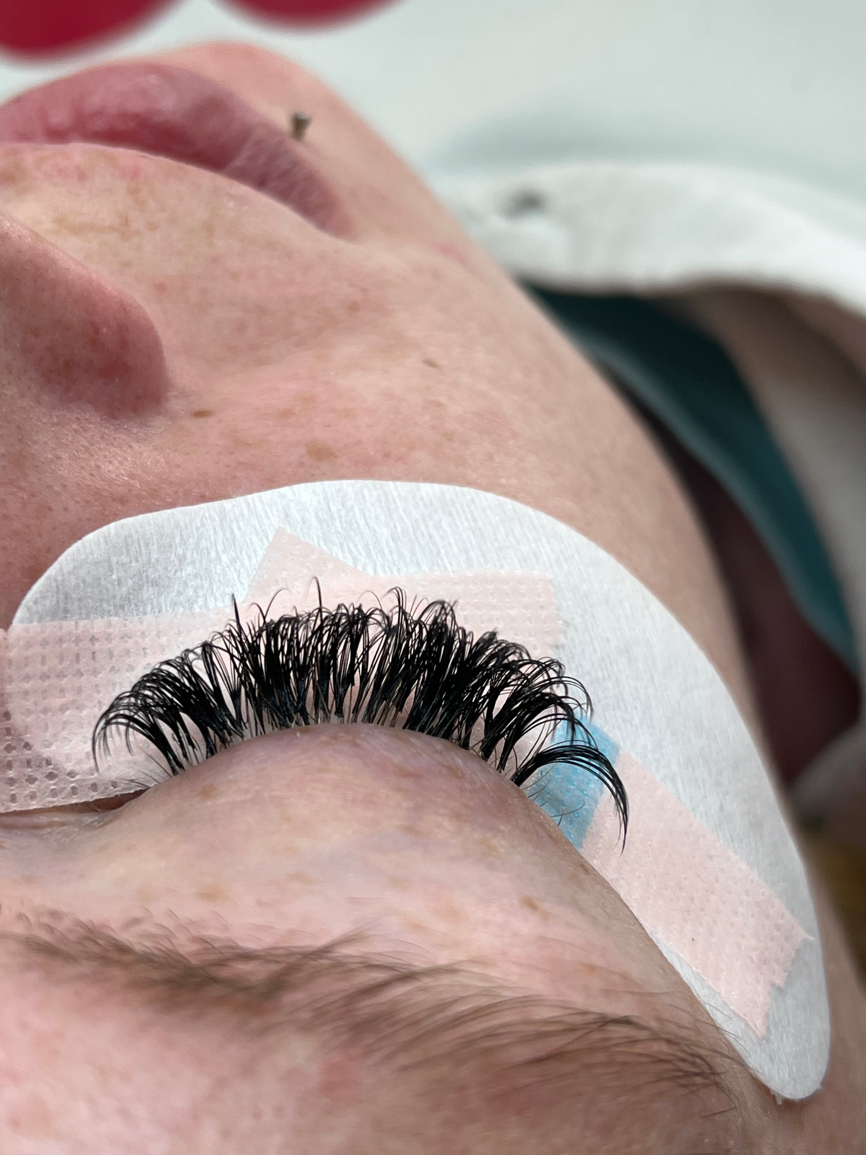 ‘Fast Fuse’ 0.5-1 sec lash adhesive