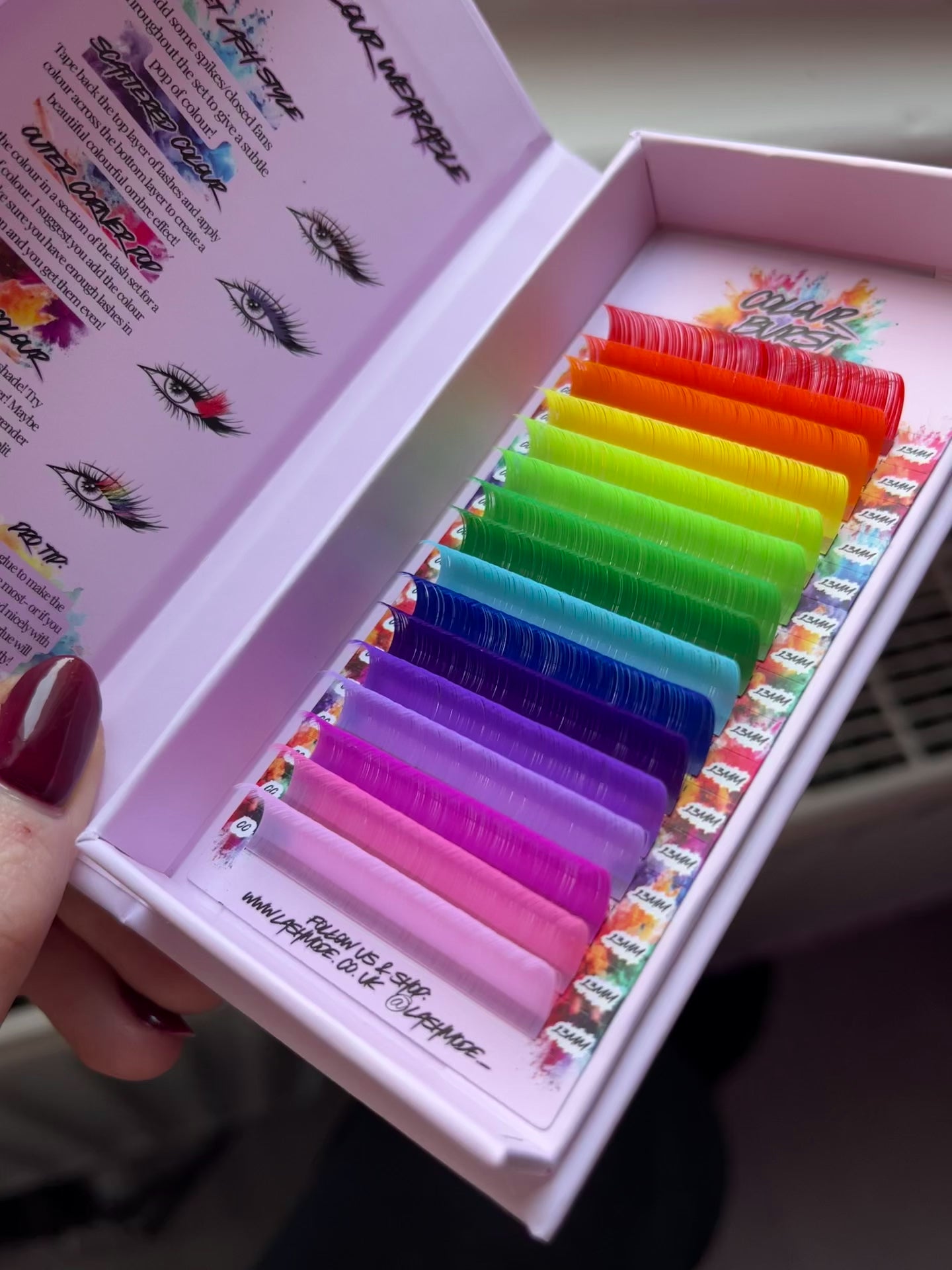 Colour Burst Rainbow Lash tray